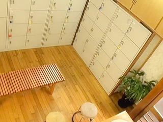 Japanese Public Shower with Naked Bodies, Giant Boobs, and Wet Pussy - A Voyeur's Ultimate Fantasy!